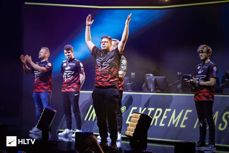 ThunderTalk Gaming 官方：辅助 QiuQiu 已正式断开连接