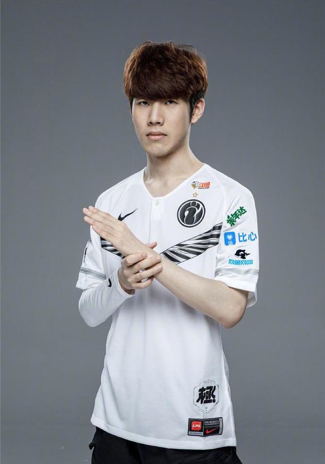 Reddit团结 CS2 粉丝们：对这款标志性游戏的积极赞赏浪潮