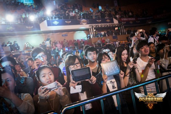 【lpl战报】AL 2-1 EDG：EDG状态低迷不敌AL